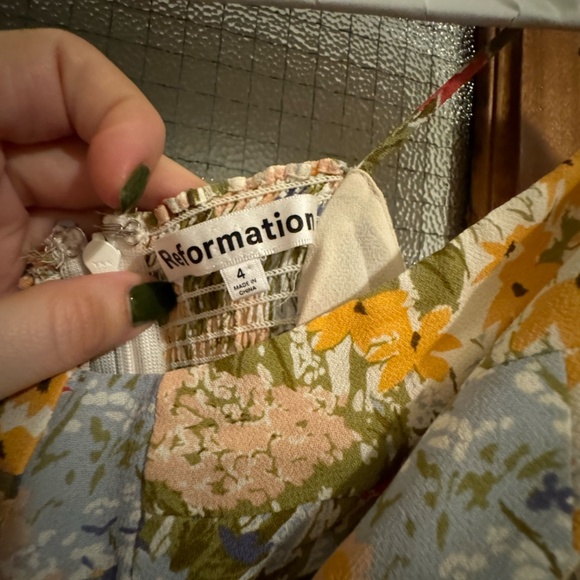 Reformation Kourtney Dress in Countryside Floral, Sz 4 - Picture 6 of 6